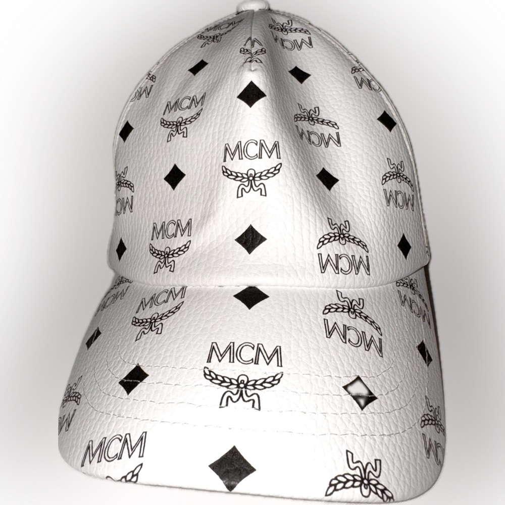 MCM BLACK AND WHITE MEN’S CAP